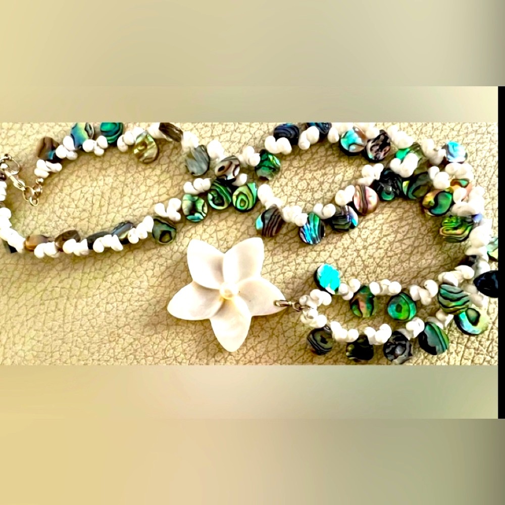 🌴Hawaii Iridescent Abalone/Mother of Pearl/Ni’ihau/Plumeria Neckl…
